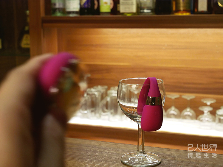 lelo tiani 情侶 共震器 三代 情趣 遙控方式