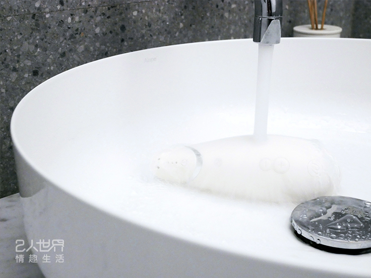 womanizer premium 吸吮 情趣 防水 實體