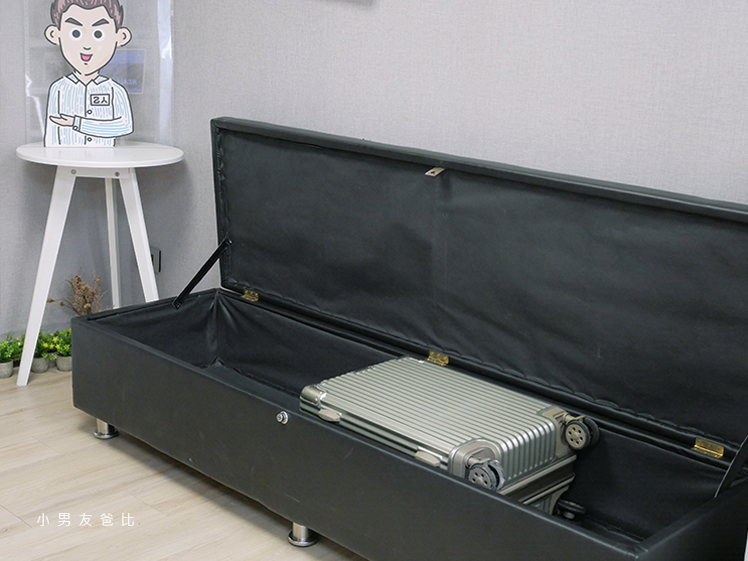 收納矽膠娃娃使用的中空收納沙發