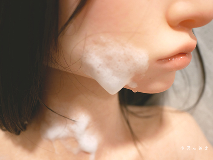 矽膠娃娃使用肥皂、沐浴乳清洗